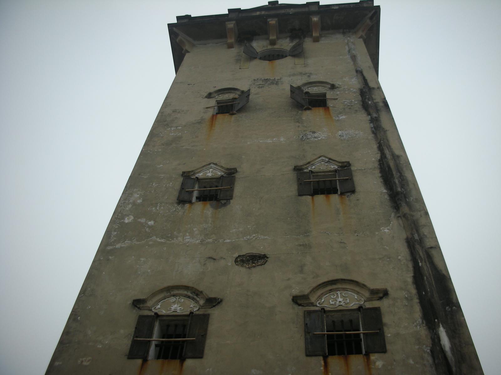 「華僑の第一の故郷」と呼ばれる開平(その5.「広東省一美しい村」と呼ばれる馬降龍と抗日戦争時の爪跡が残る南楼)